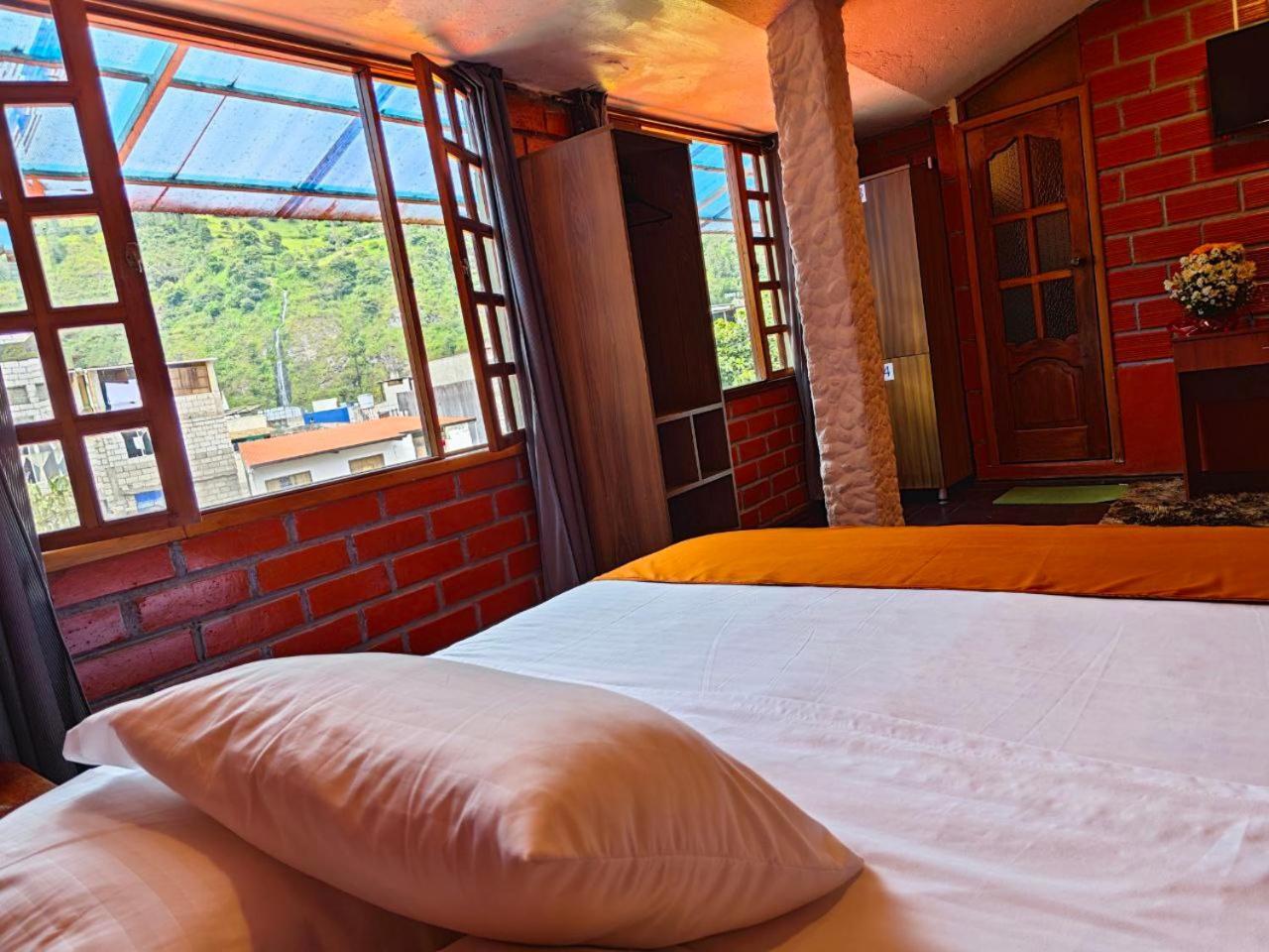 Garden House Hostal บาญอส ภายนอก รูปภาพ