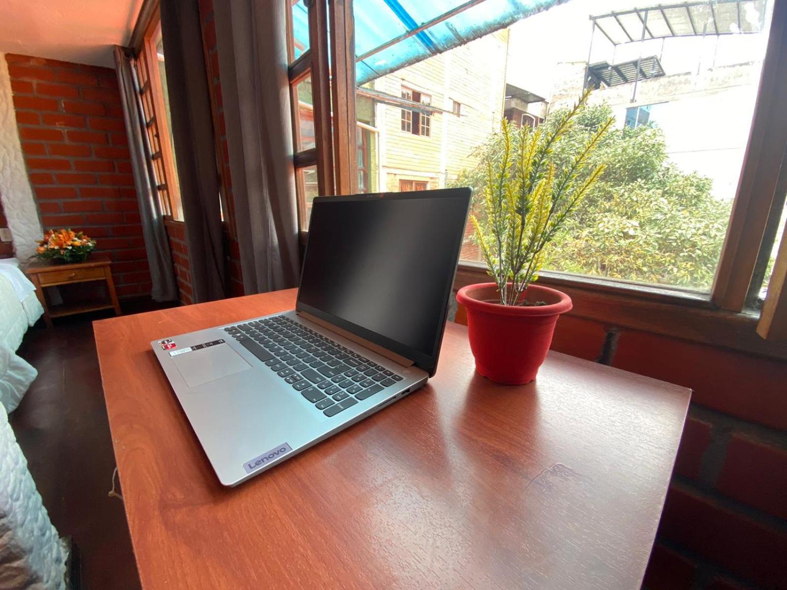 Garden House Hostal บาญอส ภายนอก รูปภาพ
