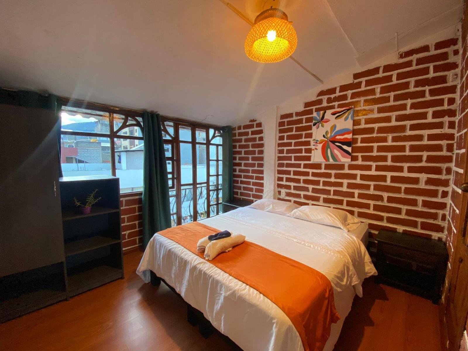 Garden House Hostal บาญอส ภายนอก รูปภาพ
