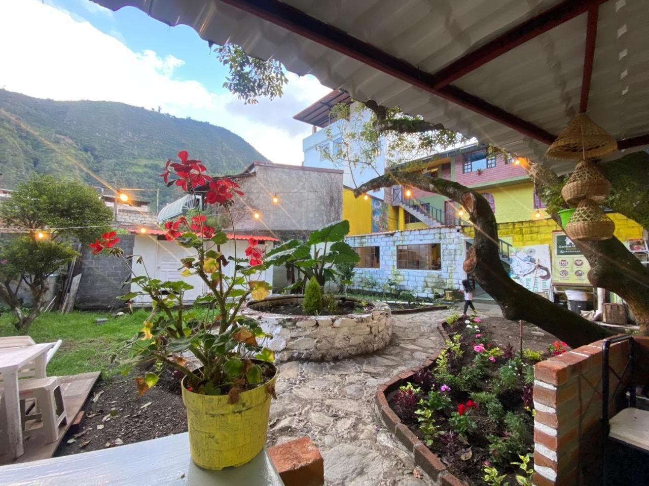 Garden House Hostal บาญอส ภายนอก รูปภาพ