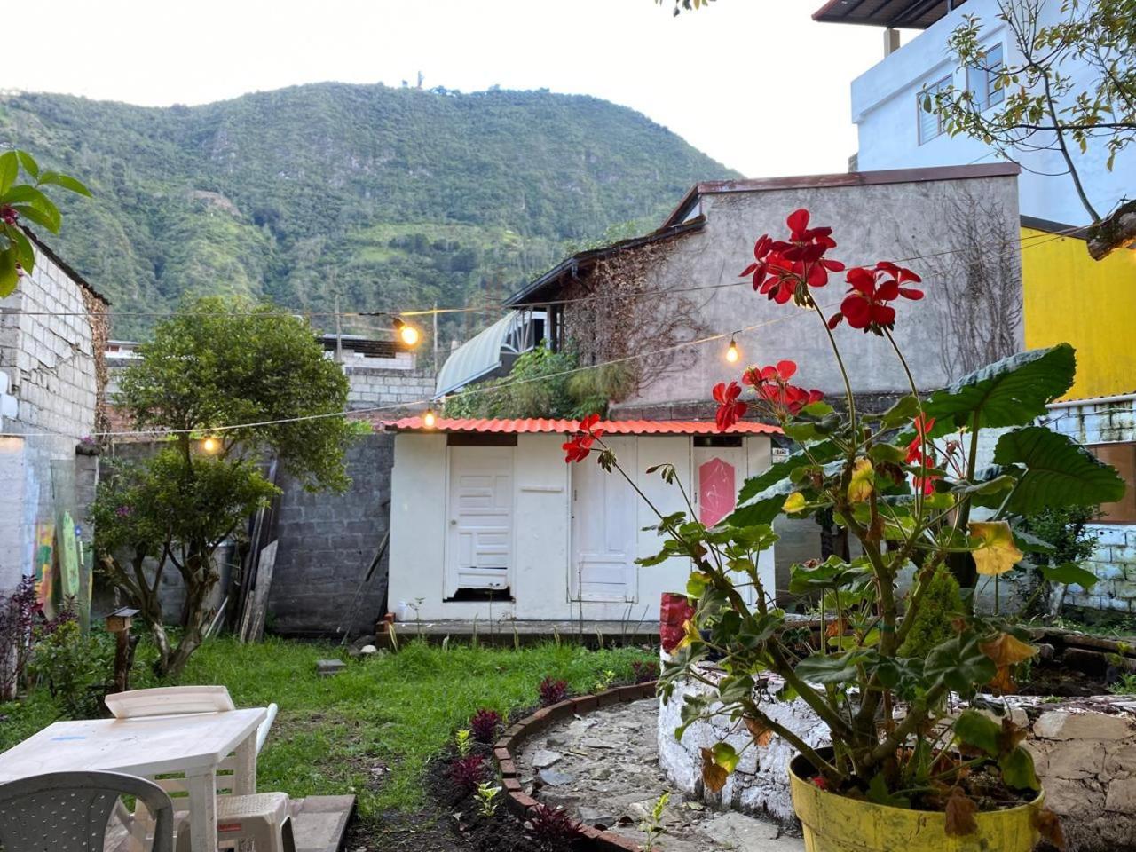 Garden House Hostal บาญอส ภายนอก รูปภาพ
